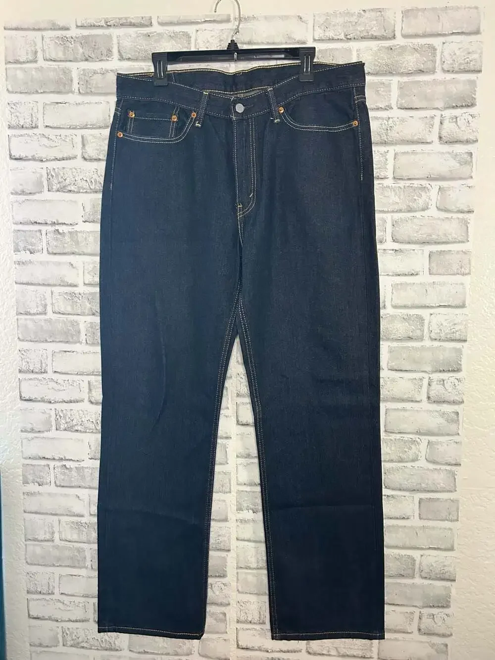 Levi's 514 Straight Fit Men's Dark Wash Denim Jeans (36x32)